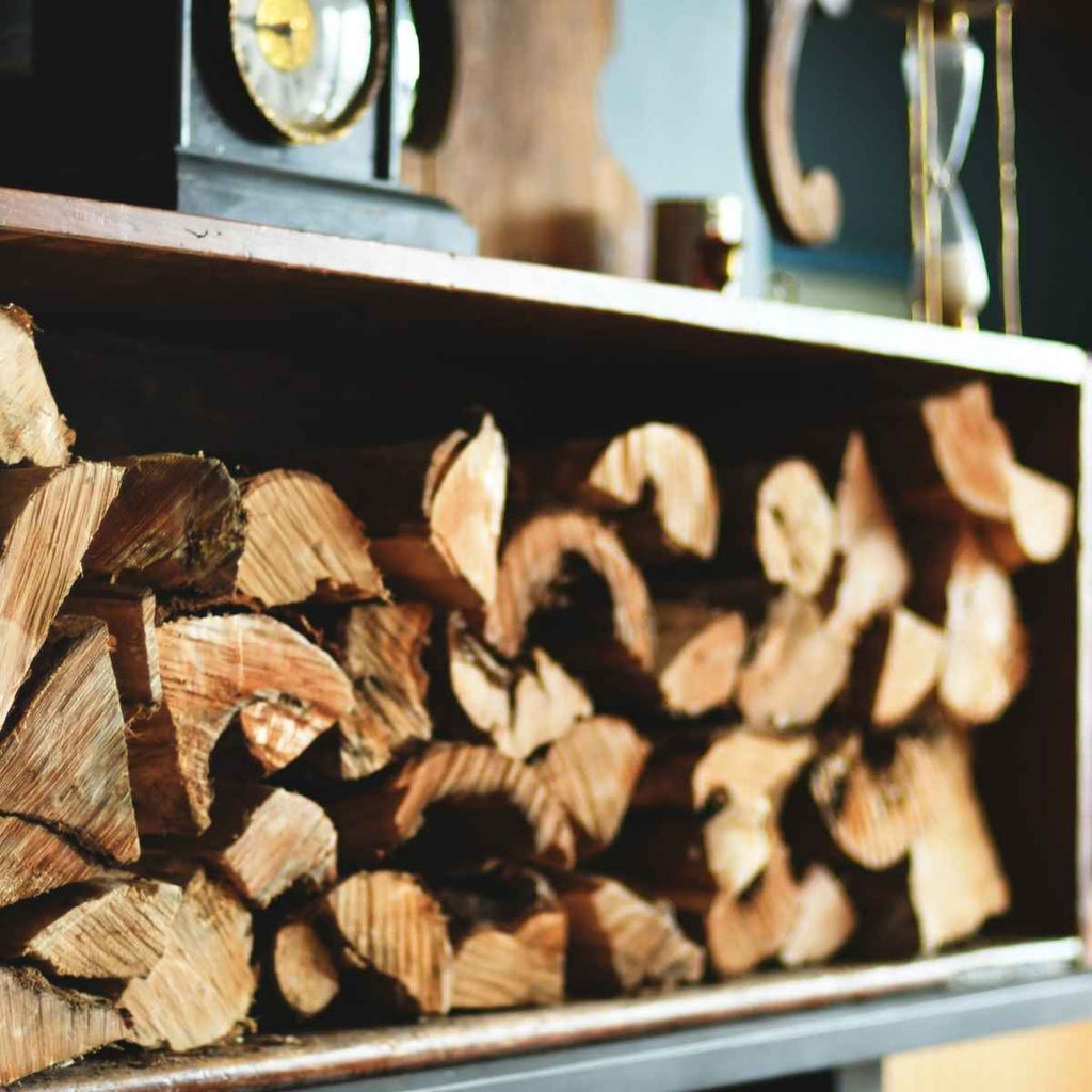 Hardwood Logs Explained: Choosing the Right Firewood for Your Stove